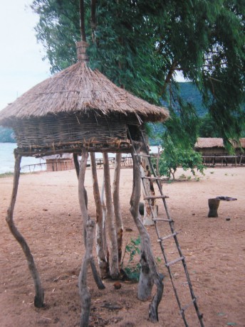 kurník,Malawi.JPG